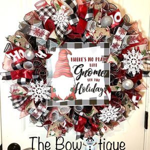 Handmade Christmas Gnome for the Holidays Ribbon Door Wreath 26 ins LED XLW7